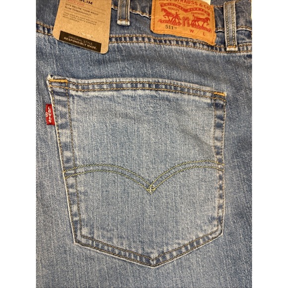 Levi's 511 Slim Fit Jeans Mens 46x34 Medium Wash Denim Pants - Picture 3 of 12